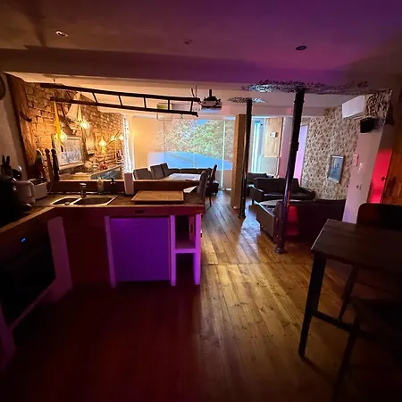 아파트 Unique Ferienhaeuser In - *