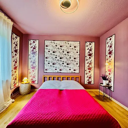 Unique Ferienhaeuser In - *