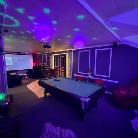 Apartamento Unique Ferienhaeuser In - *