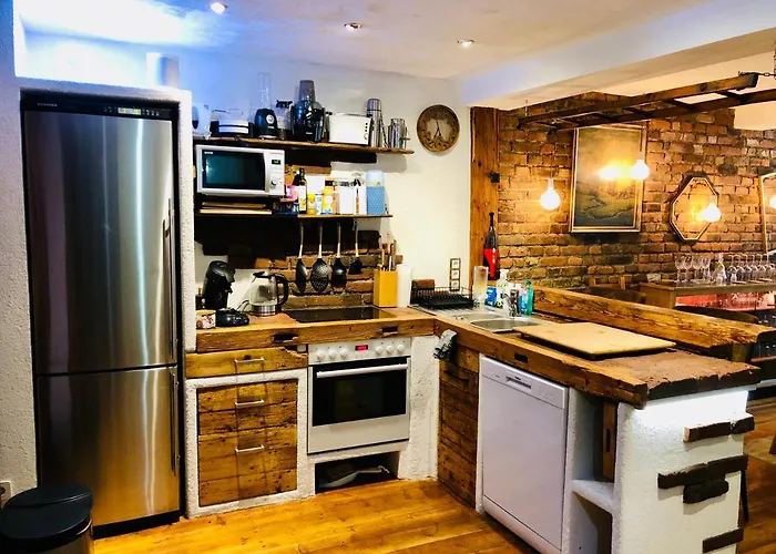 Unique Ferienhaeuser In - באד אמס