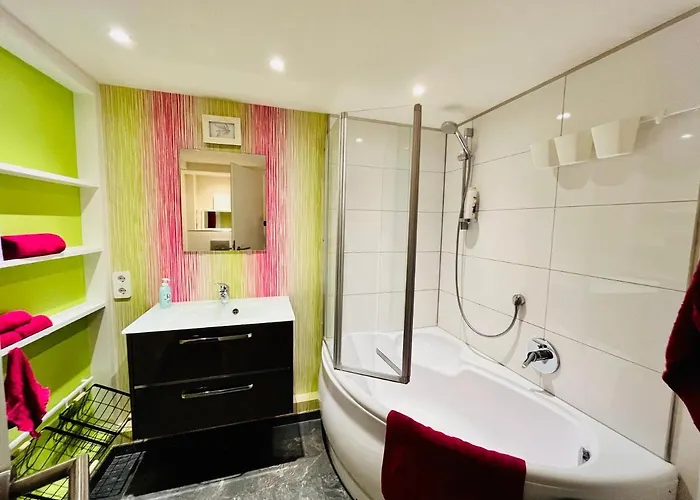 Unique Ferienhaeuser In - באד אמס