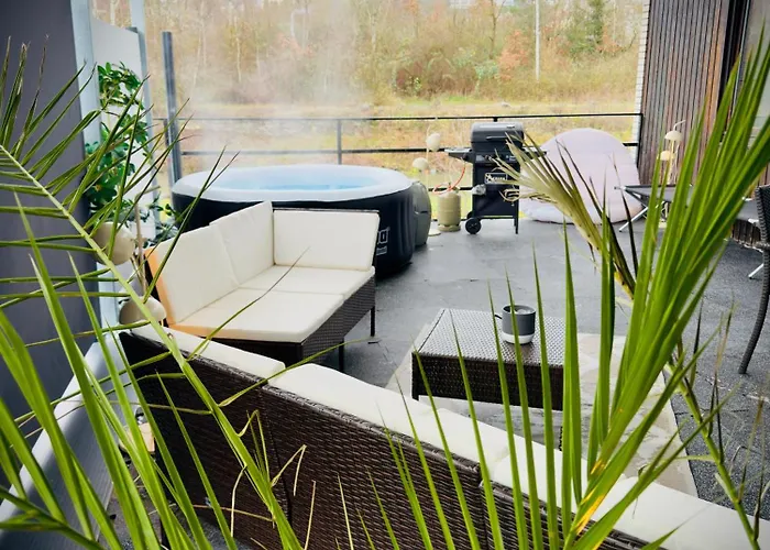 Unique Ferienhaeuser In - באד אמס