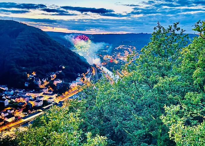 Unique Ferienhaeuser In - * באד אמס