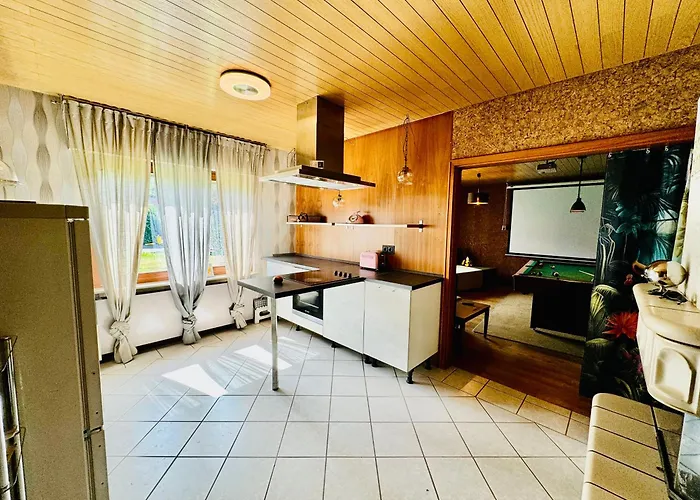 Unique Ferienhaeuser In - דירה