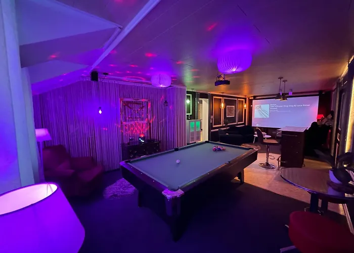 Unique Ferienhaeuser In - דירה באד אמס