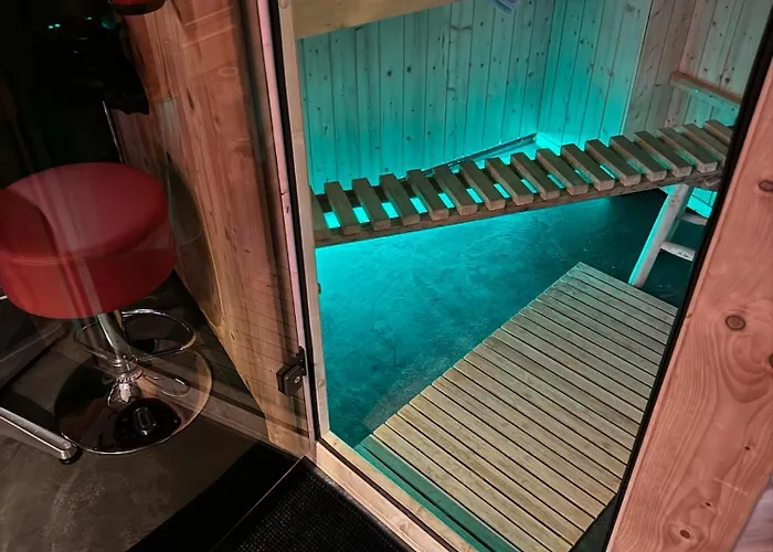 Unique Ferienhaeuser In - * באד אמס