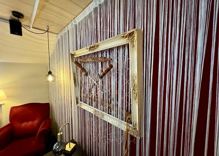 Unique Ferienhaeuser In - דירה