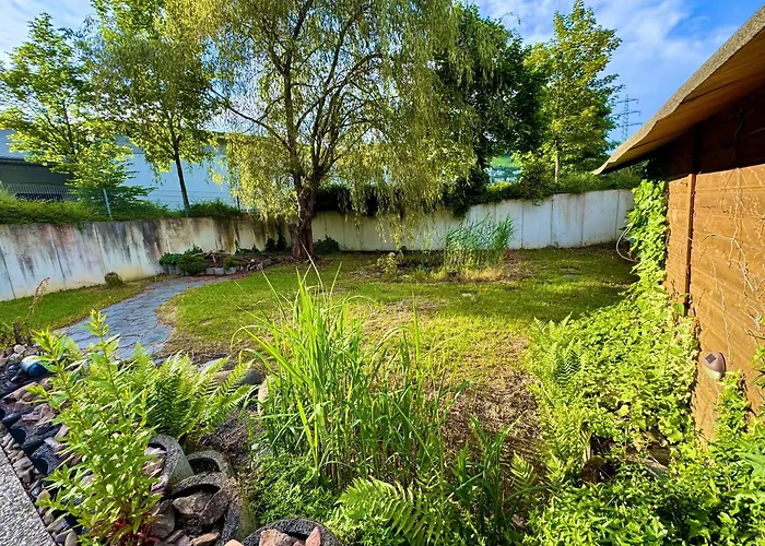 Unique Ferienhaeuser In - *