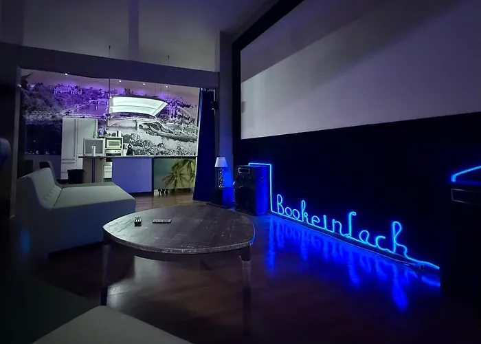 דירה Unique Ferienhaeuser In - באד אמס